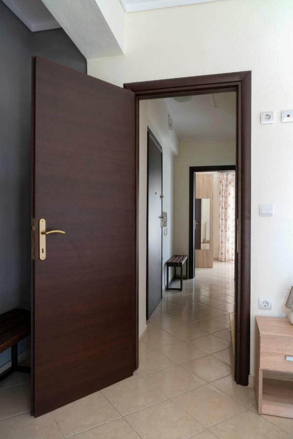 Alexandros Maisonettes 네아 모우다니아 외부 사진