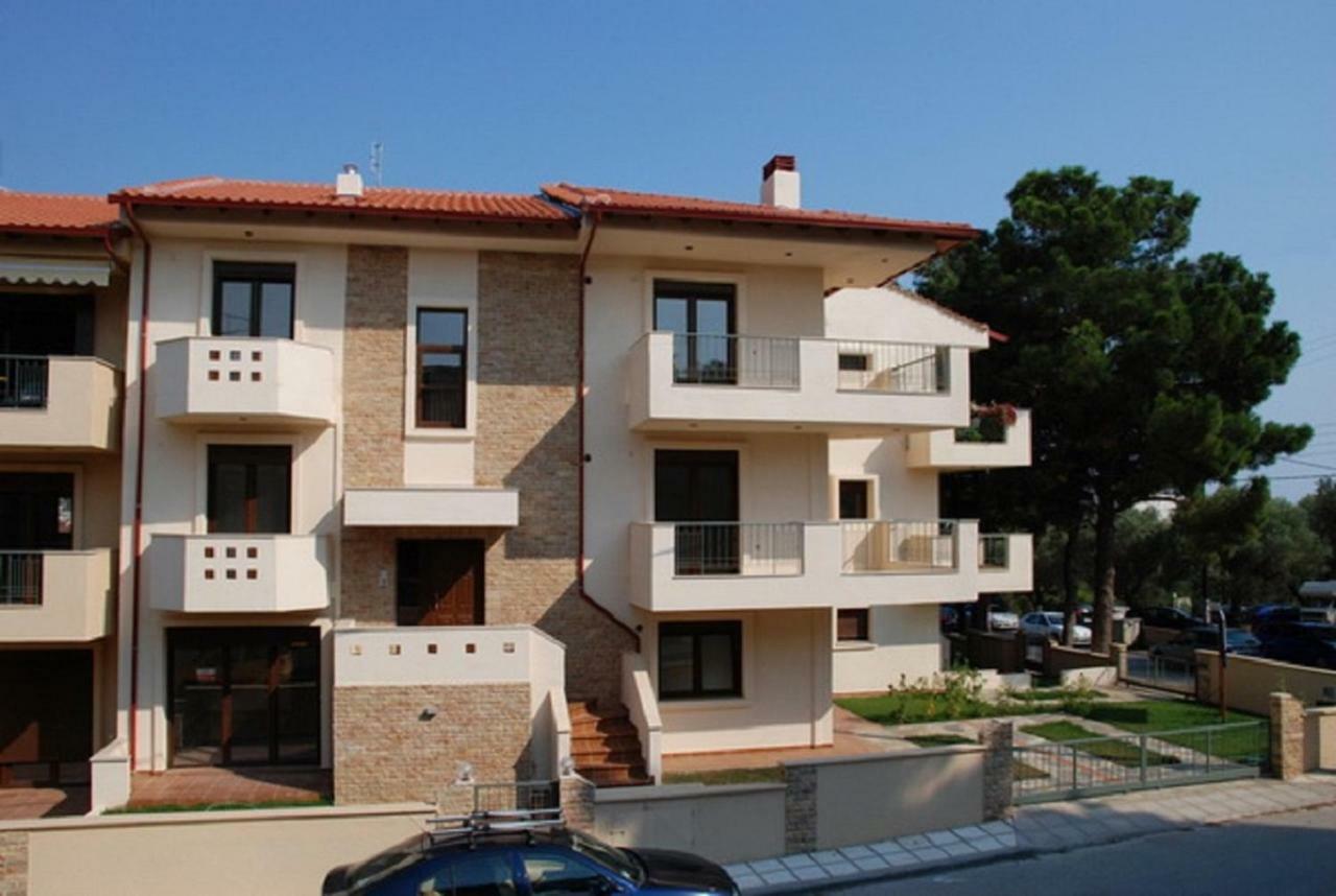 Alexandros Maisonettes 네아 모우다니아 외부 사진